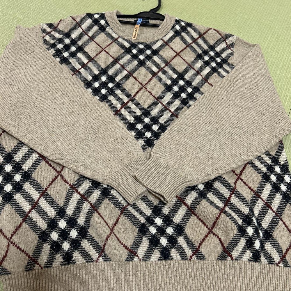 Burberry knit sweater Men's Fashion from Japan