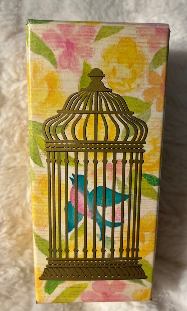 Avon Cologne Mist Song of Love Sweet Honesty New in Box Slight Evaporation