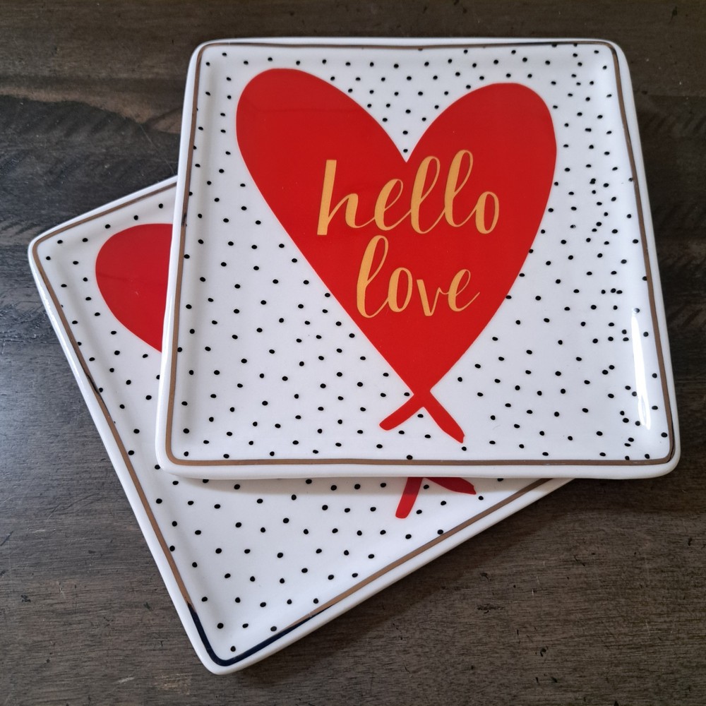 Valentine Snack Plates Set of 2 Red Heart 