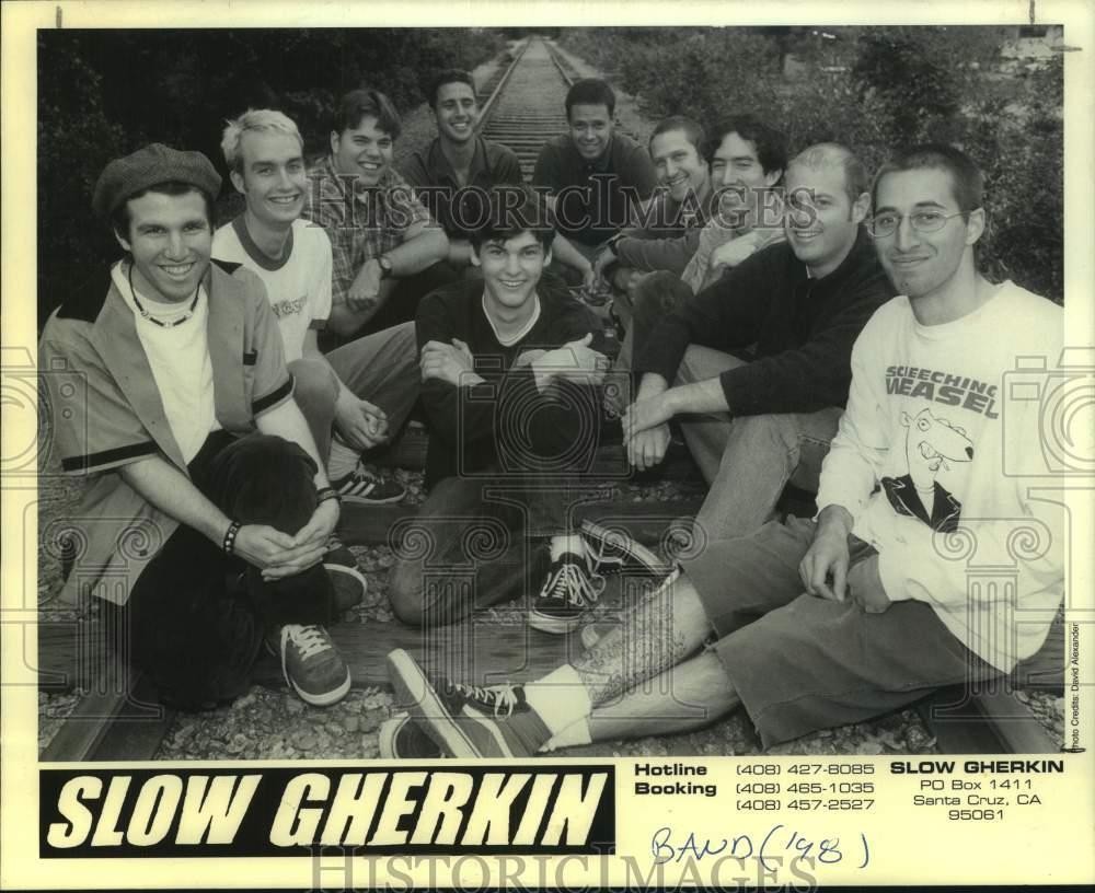 1998 Press Photo Members of Slow Gherkin, American ska punk band. - sap49067