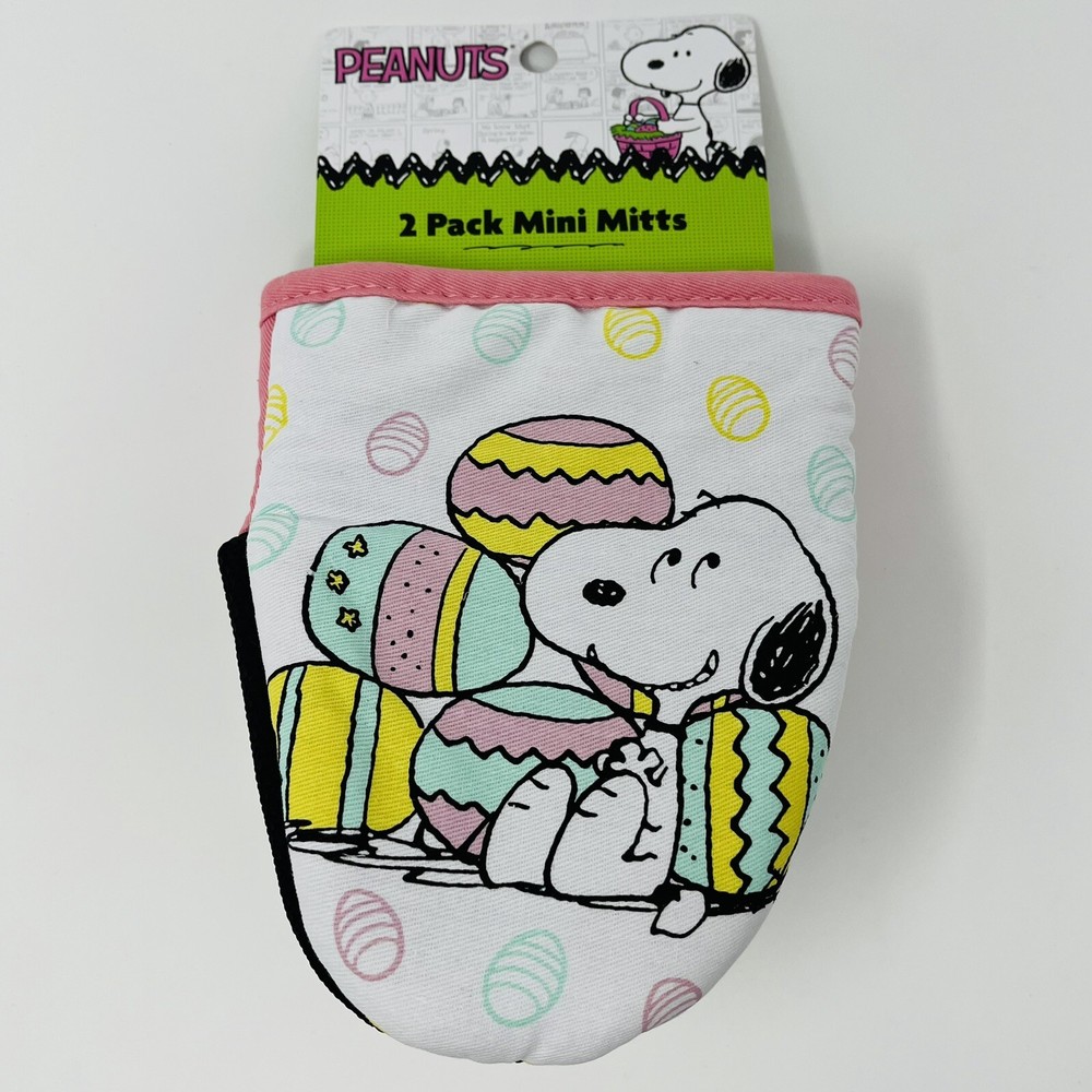 Peanuts Snoopy 2 Pack Mini Oven Mitts Easter Eggs Pink Green Yellow Springtime