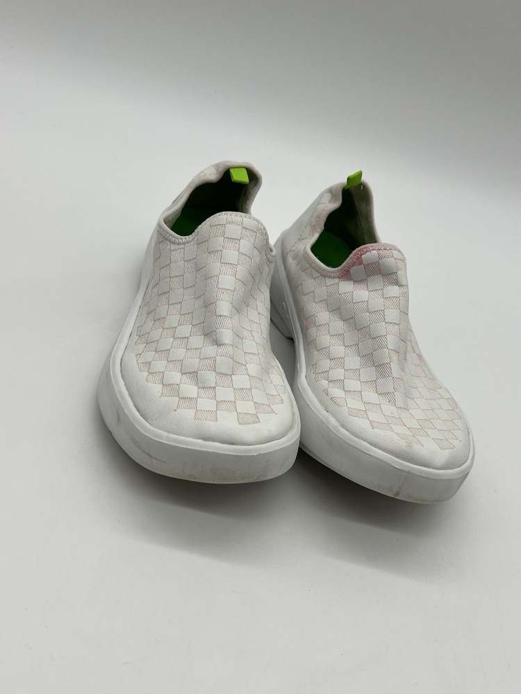 OOFOS OOMG Eezee Low Womens Size 8 White Checkered Comfort Sneakers Shoes.