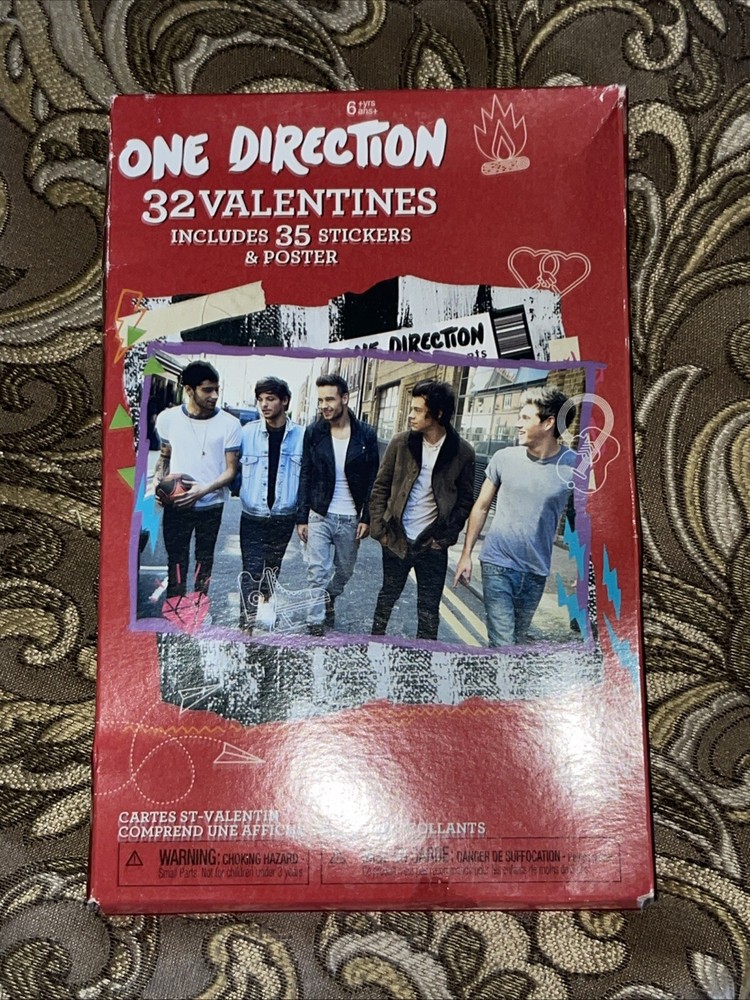2014 ONE DIRECTION 1D Valentine Cards 32 Cards+35 Stickers+Poster NEW SEALED!