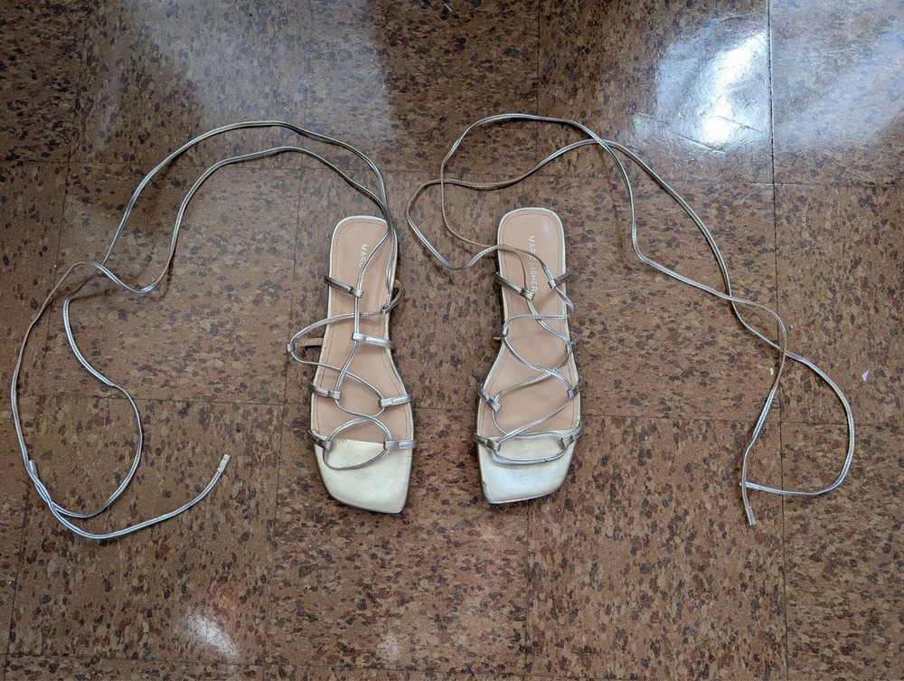 Women's Size 10 Silver Marc Fisher Gladiator Sandals Gently Used