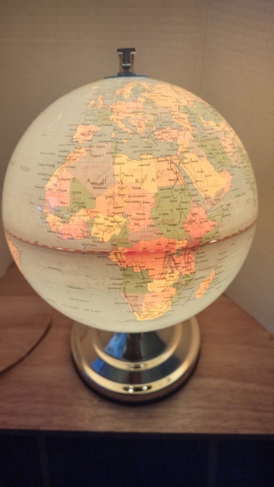 Light-up World Globe Table Lamp Nightlight 7