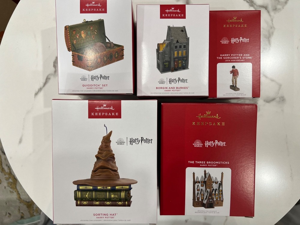 Hallmark Harry Potter Lot Three Broomsticks Borgin Burkes Quidditch Sorting Hat