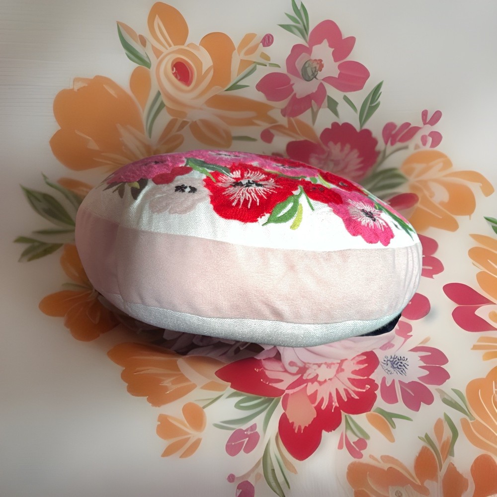 PAPYRUS Garden Embroidered Poppy Flowers Round Pillow 14” Floral Throw Cushion