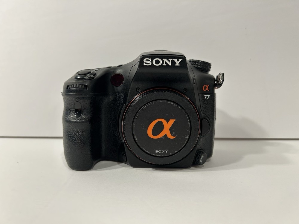 Sony A77 Digital SLR Camera SLT-A77V Body Only with Low 8980 Shutter Count