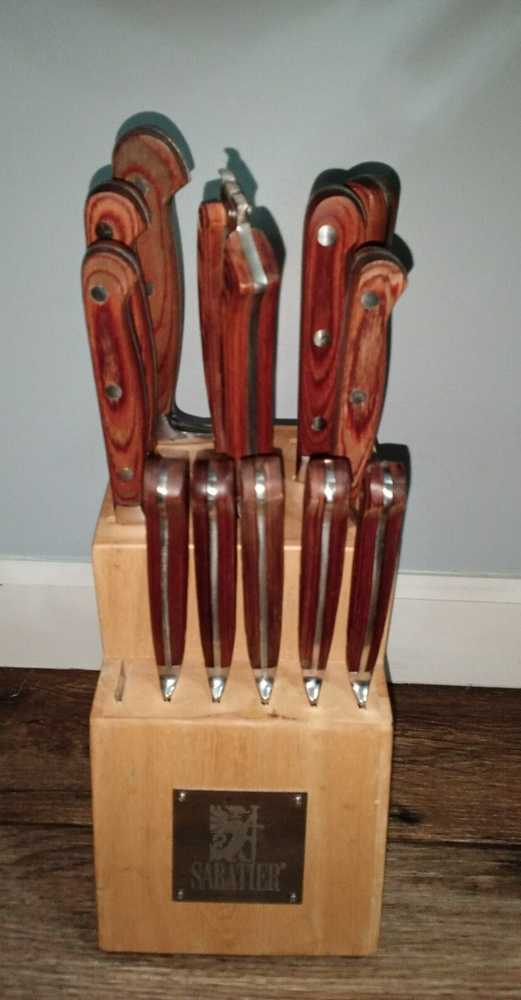 Loire Sabatier Knife Block Set (missing one steak knife) Knives/Shears/Sharpener