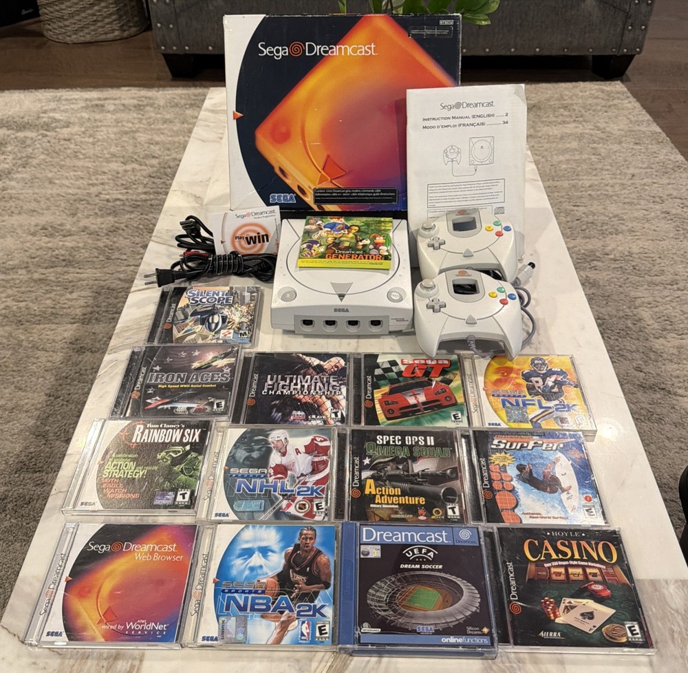 Sega Dreamcast HKT-3020 Console 14 Games 2 OEM Controllers Complete CIB