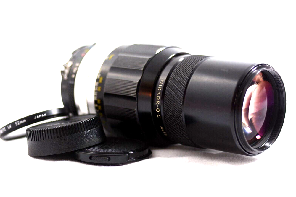 Nikon AI 200mm f4 Nikkor O.C MF Lens for SLR DSLR in Excellent Condition