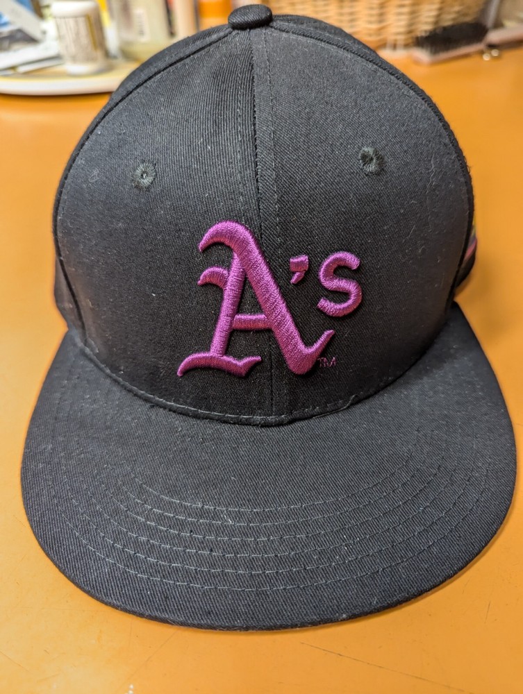 NWOT OAKLAND ATHLETICS 2022 LGBTQ Pride Day Snapback Cap Sports Giveaway-image