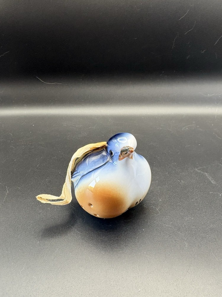 Vintage Blue Bird Porcelain Scent Diffuser Pomander Potpourri Holder Ornament