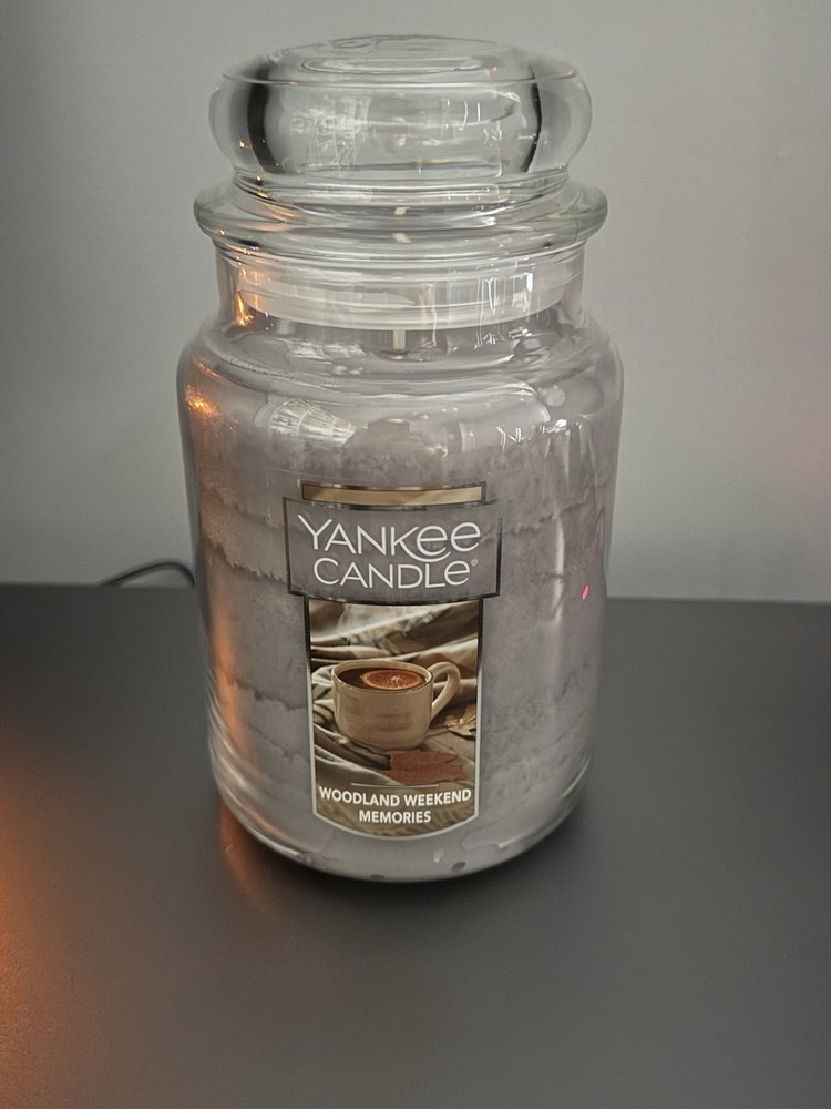 Woodland Weekend Memories Large 22oz Yankee Candle Jar