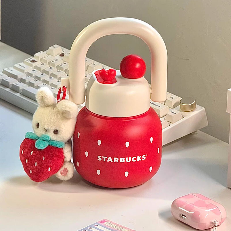 New Starbucks China 2024 Winter Strawberry Rabbit 22oz SS Tumbler With Keychain