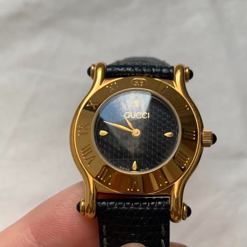 Gucci 6500L Black Quartz Women's Watch Vintage Used From Japan F/S