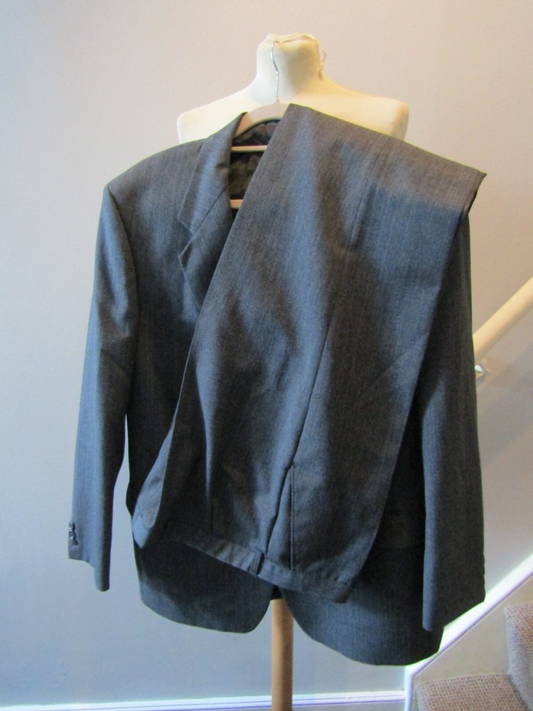 Men's M&S Navy Blue Urban Travel Blazer Jacket UK Size 42 Chest