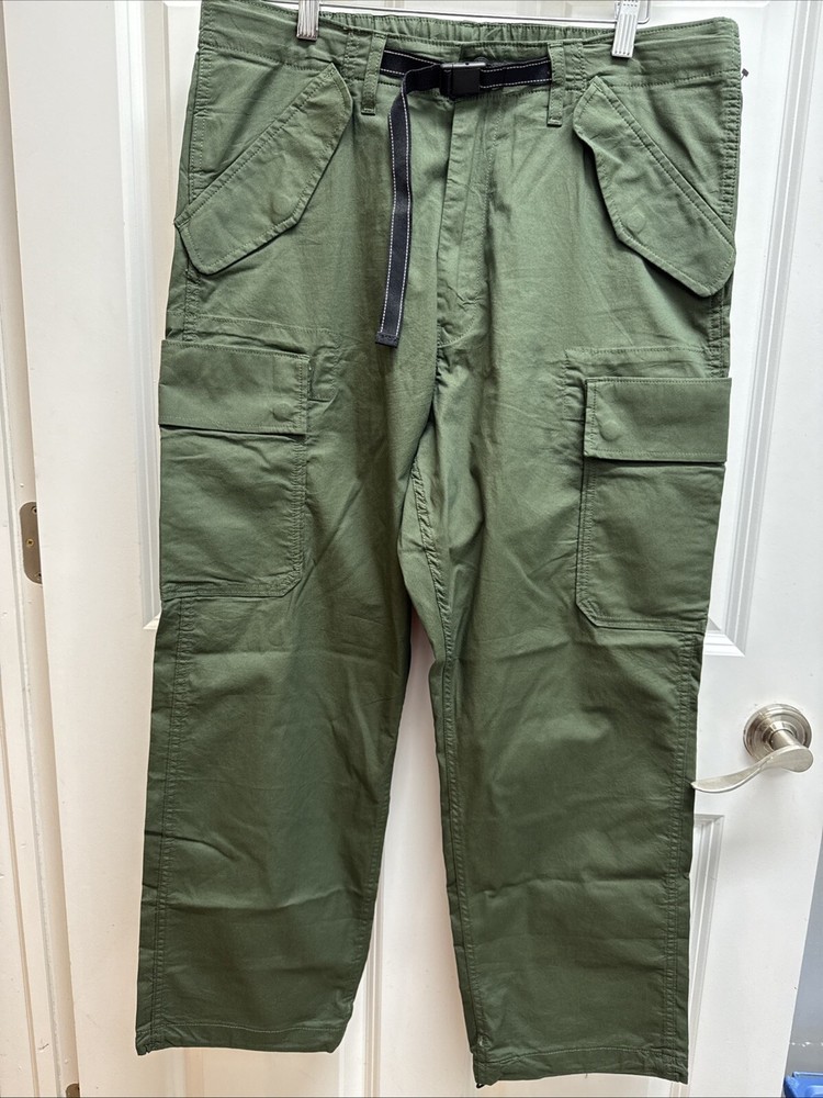 Levi Strauss Cargo Utility Pants High Rise w/belt & Stretch Waist 34. inseam 27