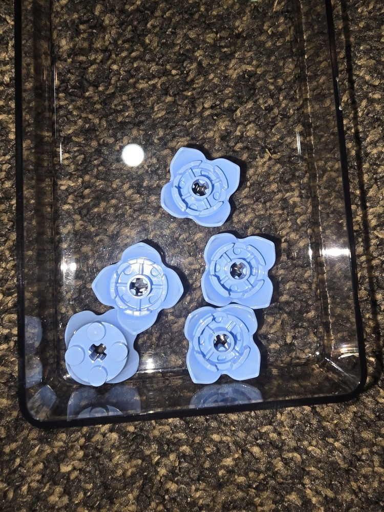 LEGO 5-Pack Bright Light Blue 2x2 4-Petal Flower Bricks