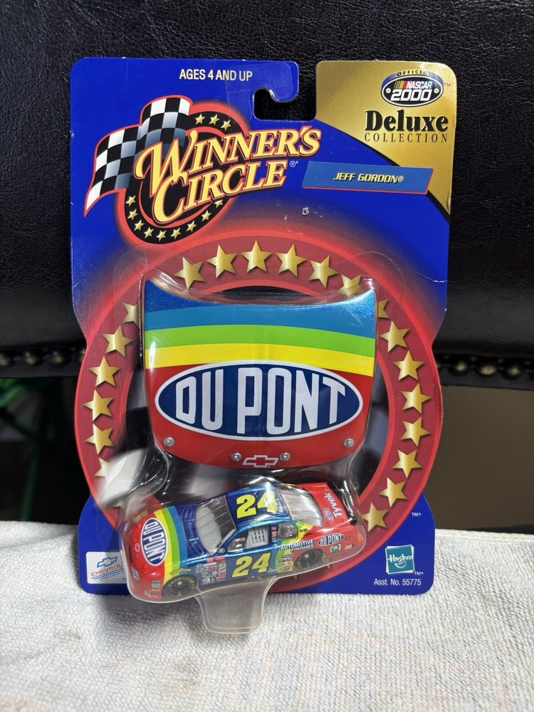 1999 Jeff Gordon DuPont Winners Circle 1:64 Diecast Car Deluxe Edition