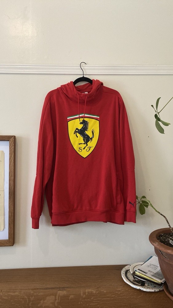PUMA   Ferrari hoodie Men’s Size Xxl Great Condition!