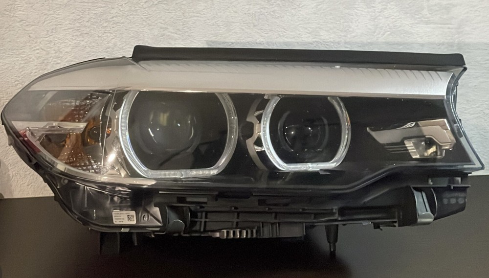 BMW 5-Series G30 F90 LED Headlight Right Passenger Side Complete 2018-19 USA