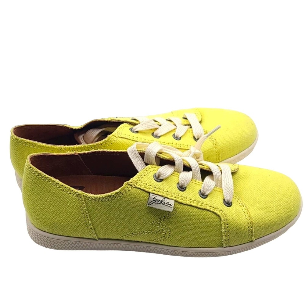 Zodiac Love Women's Shoe - Yellow - Size 7 (Fabric)