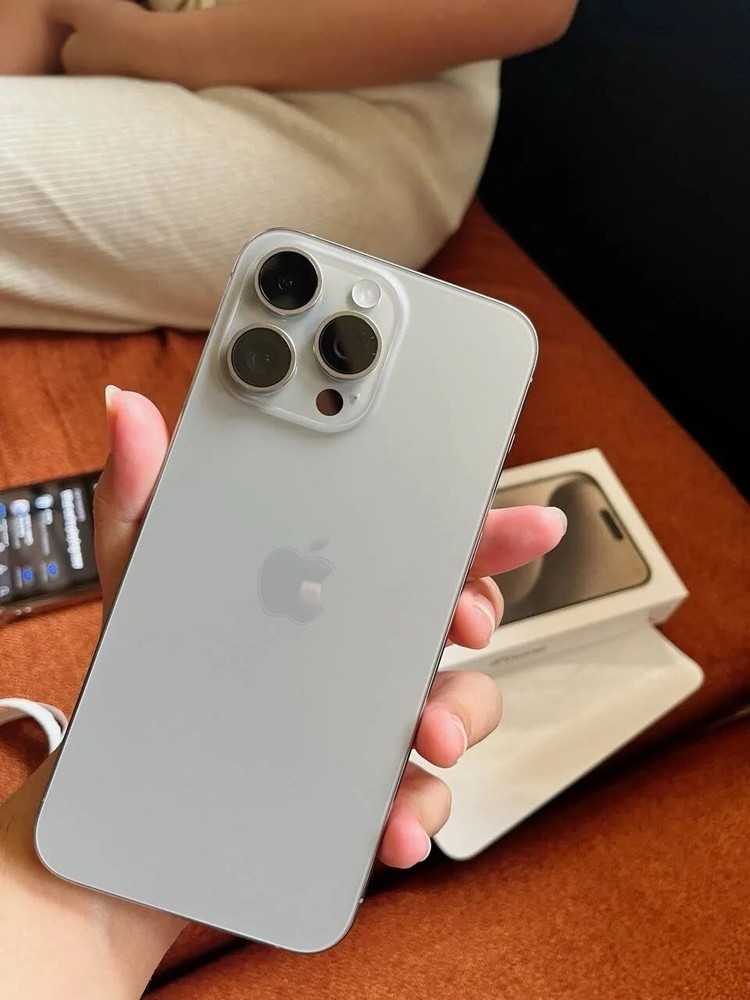 Iphone 15 Pro Max With Tiktok