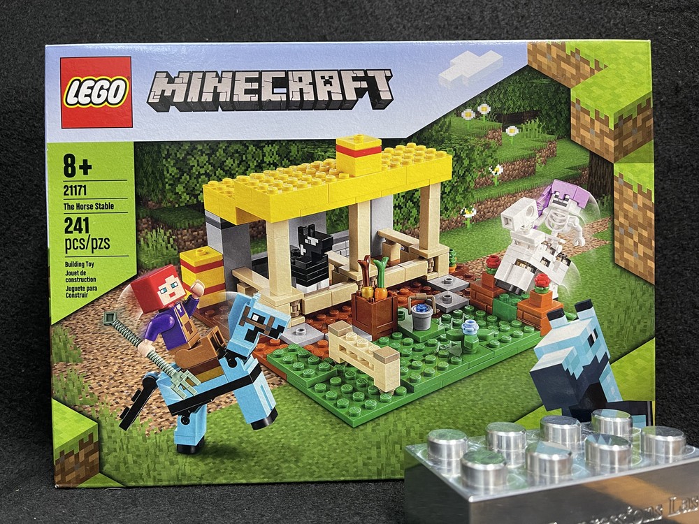 LEGO Minecraft Horse Stable Building Toy Set with Skeleton Figure