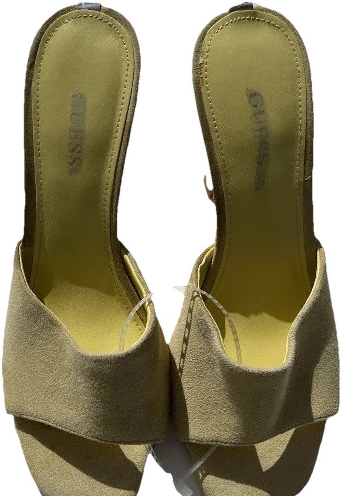 GUESS Yellow Leather Square Toe Heels Women Size 6 Hambree 1191221
