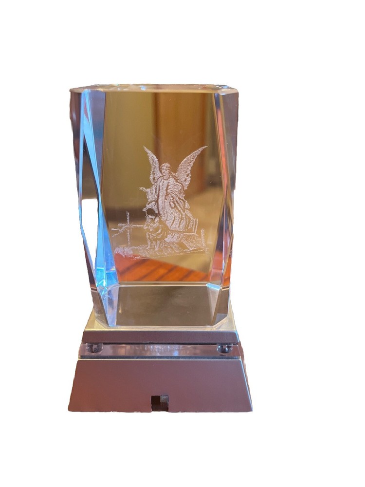 Angel Vintage 3D Laser Etched Crystal Paperweight Glass Holographic-Pretty!