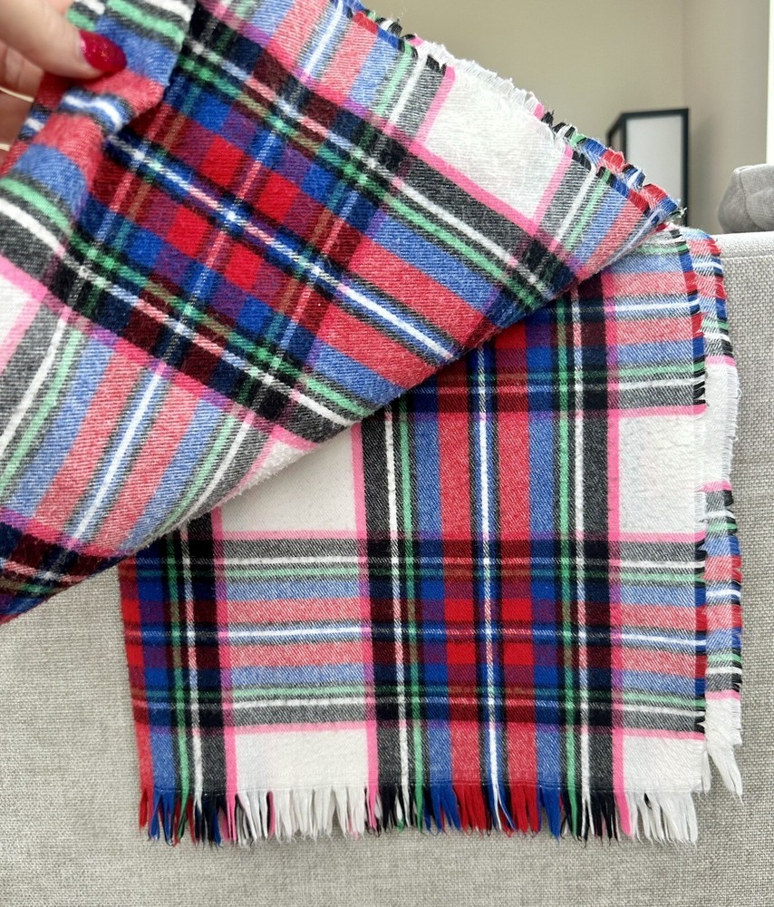 Cute Women's Large GAP Multicolor Plaid Scarf -- 200 x 60 cm
