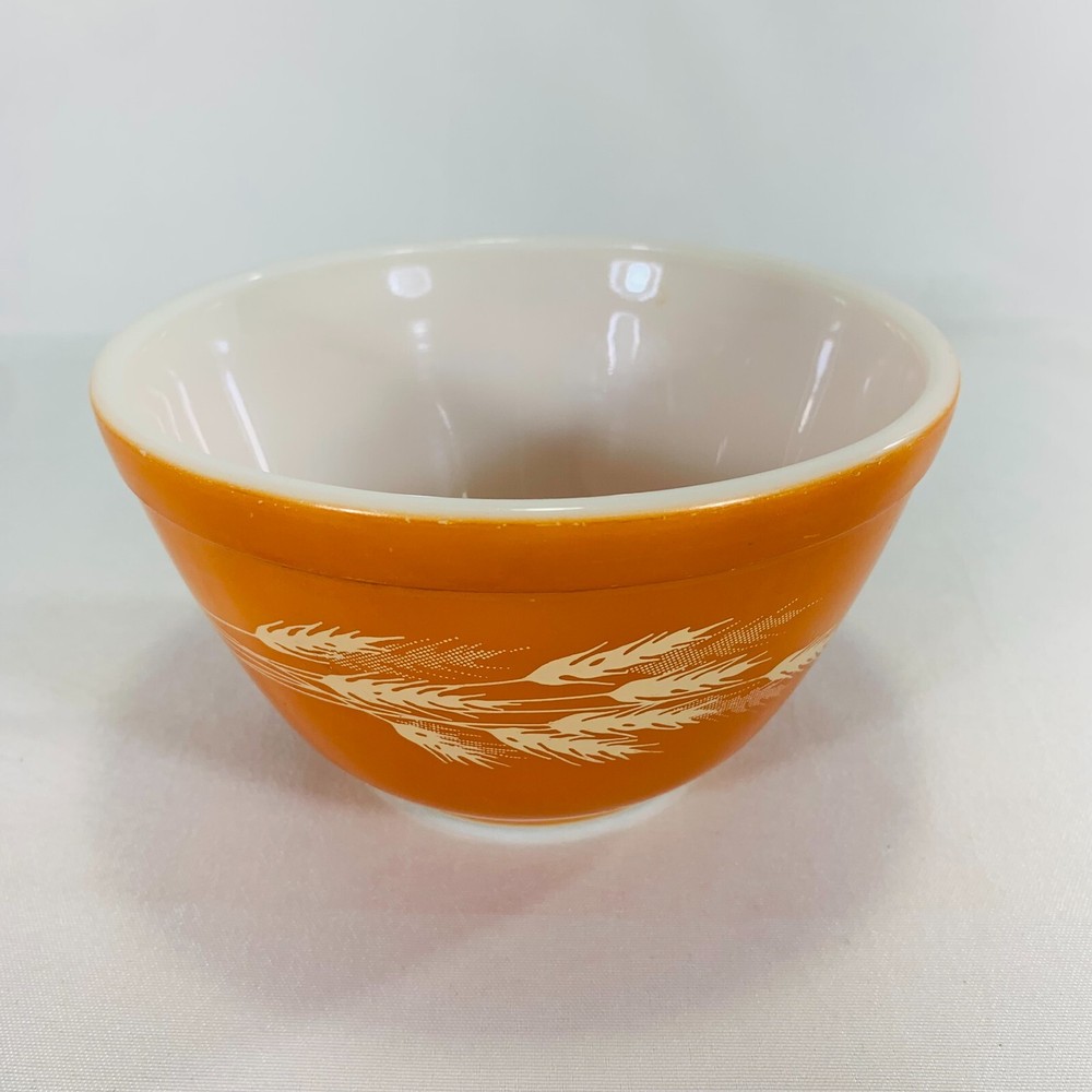 Vintage PYREX 401 Rust Orange Autumn Harvest Wheat Mixing Bowl 750ml