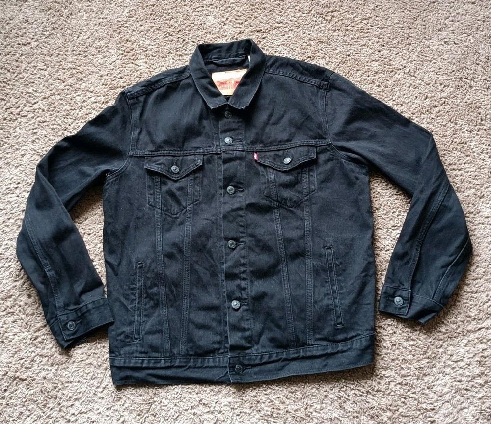 Levi's Denim Trucker Jacket Men's Size Large Black Button Front Pockets