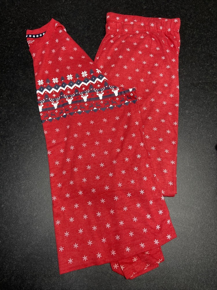 Festive Christmas Pyjamas Reindeer & Snowflake Design XL