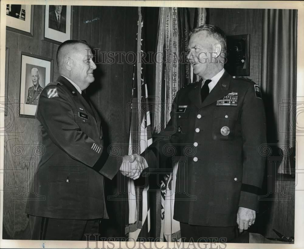 1966 Press Photo Lt. Gen. William F. Train greeted by Maj. Gen. Thomas R. Yancey