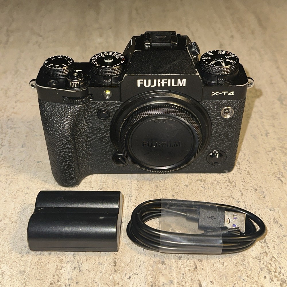 Fujifilm X-T4 26.1MP Mirrorless Camera Body Black with Battery