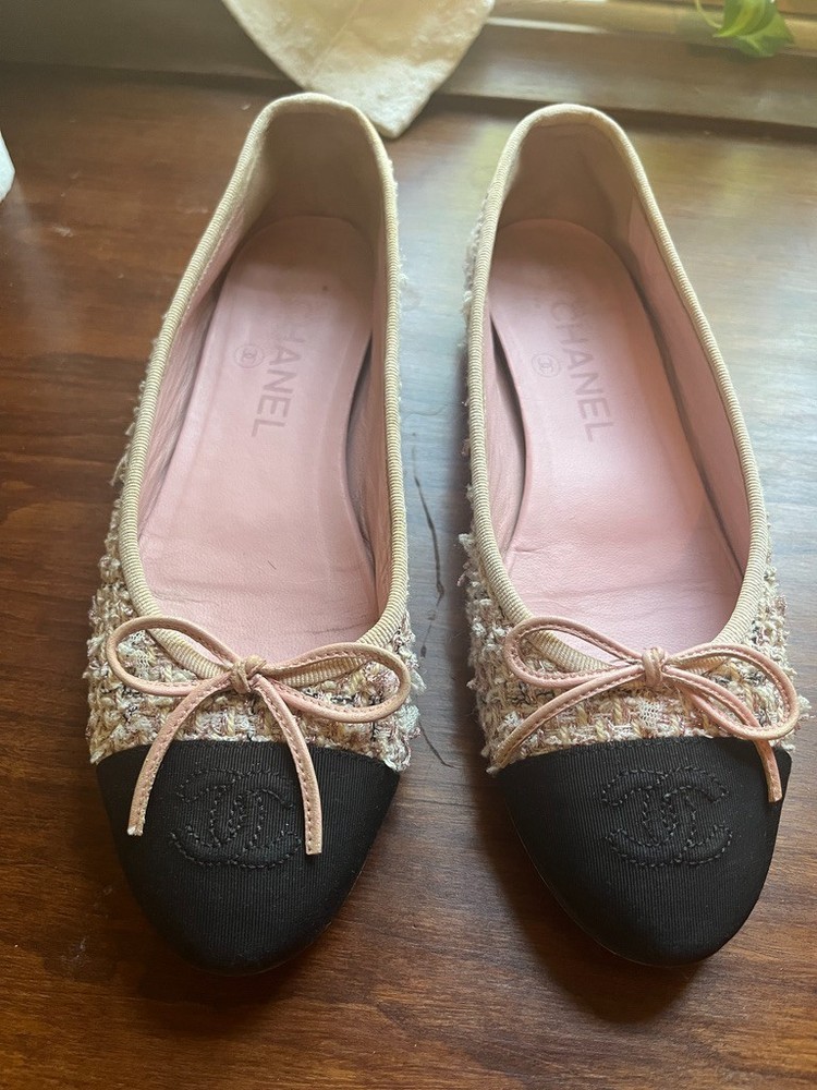 Chanel pink tweed ballet flats size 36.5
