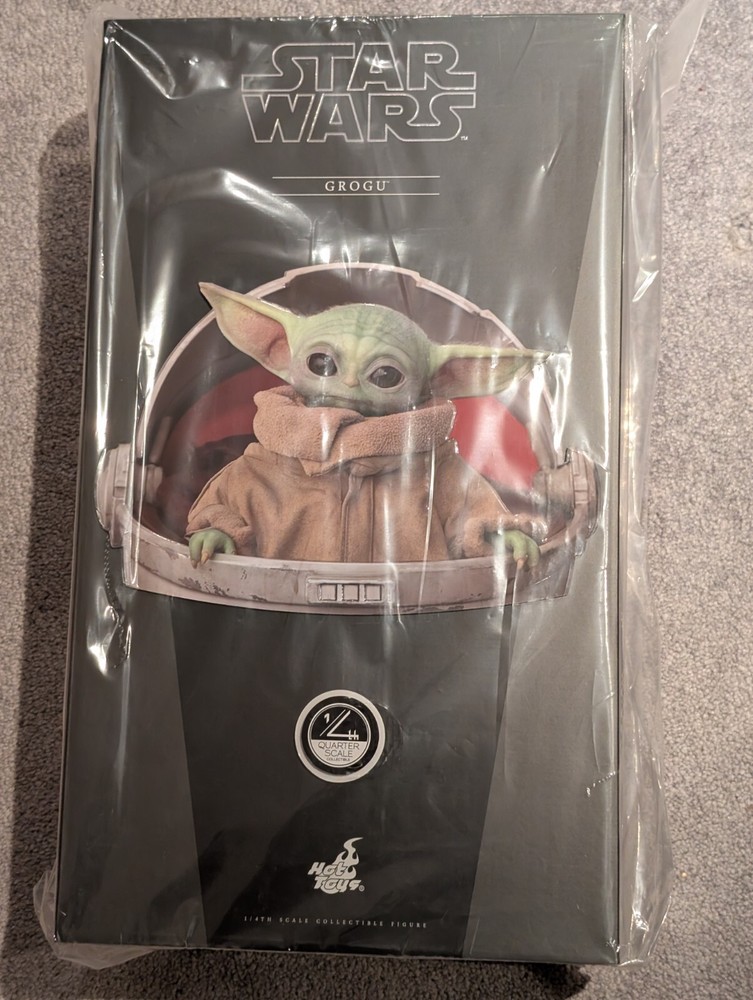 Hot Toys Star Wars: The Mandalorian - Grogu The Child 1/4 Collectable New QS018