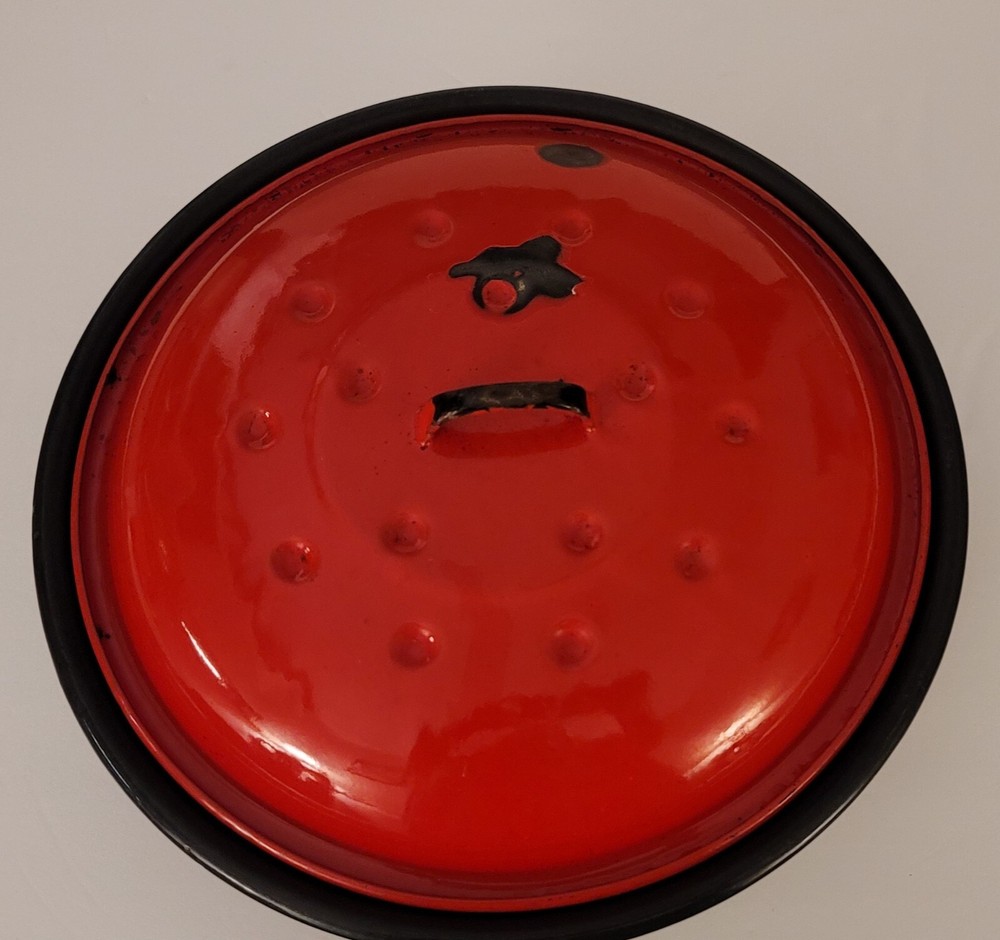 Large 4QT Vtg Red / Black Enamelware Roaster Dutch Oven W/ lid See Pics Flaws