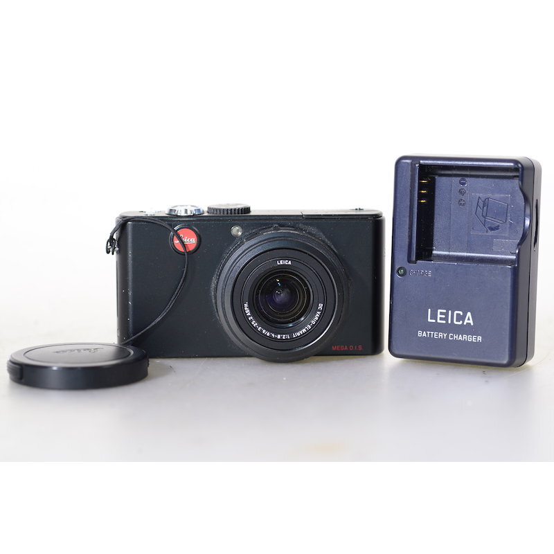 Leica D Lux 3 10.4 MP Digital Camera with DC Vario-Elmarit Lens