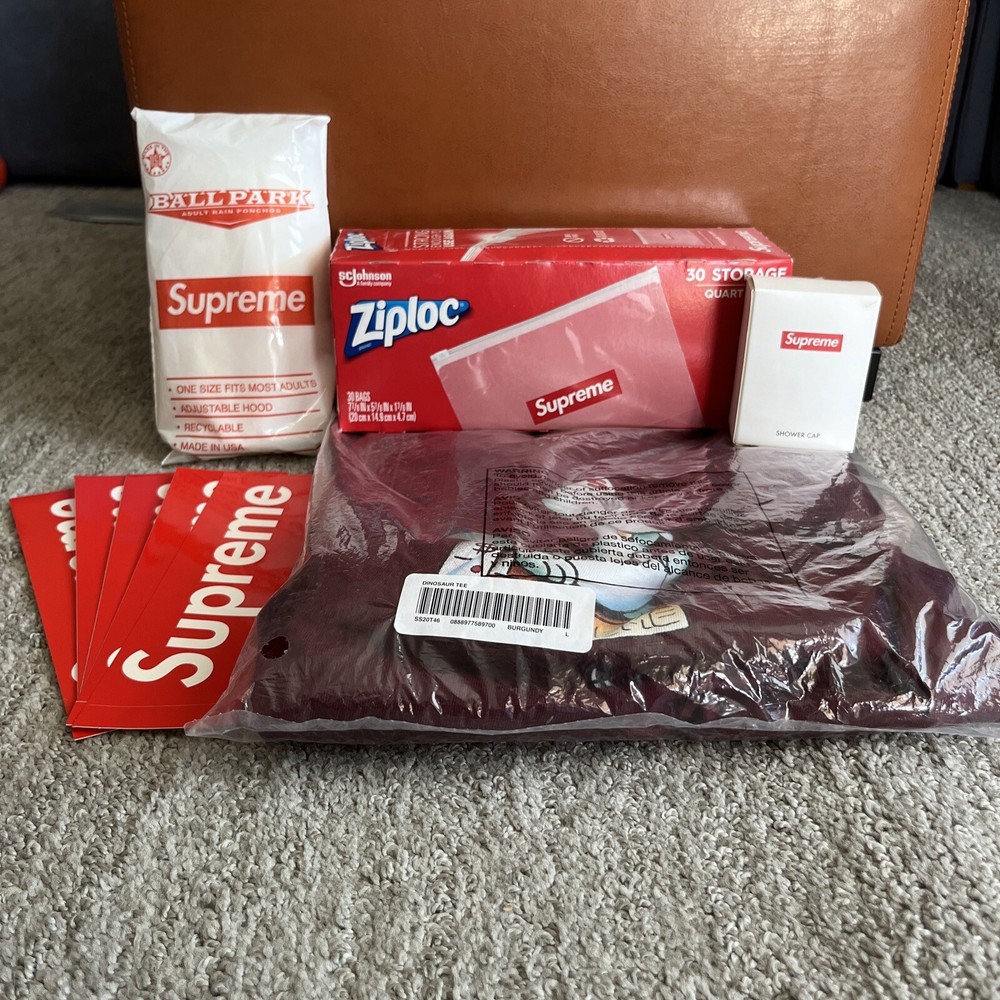 Supreme Accessories Bundle With T-shirt