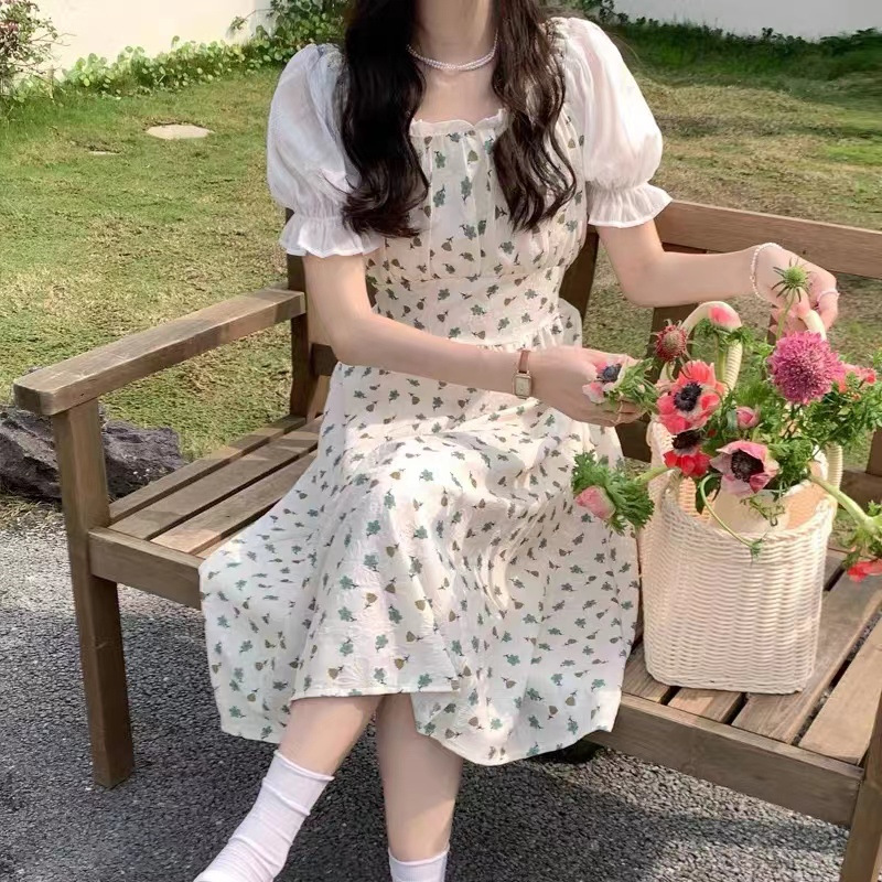 Women’s Rustic Floral Square Neck Bubble Sleeve Knee-Length Waist Dress