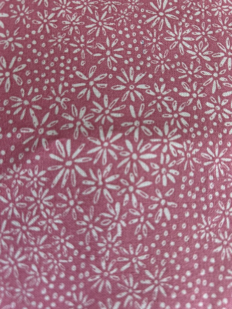 Pink White Small Daisies Sweet Floral Pattern Quilt 100% Cotton Fabric