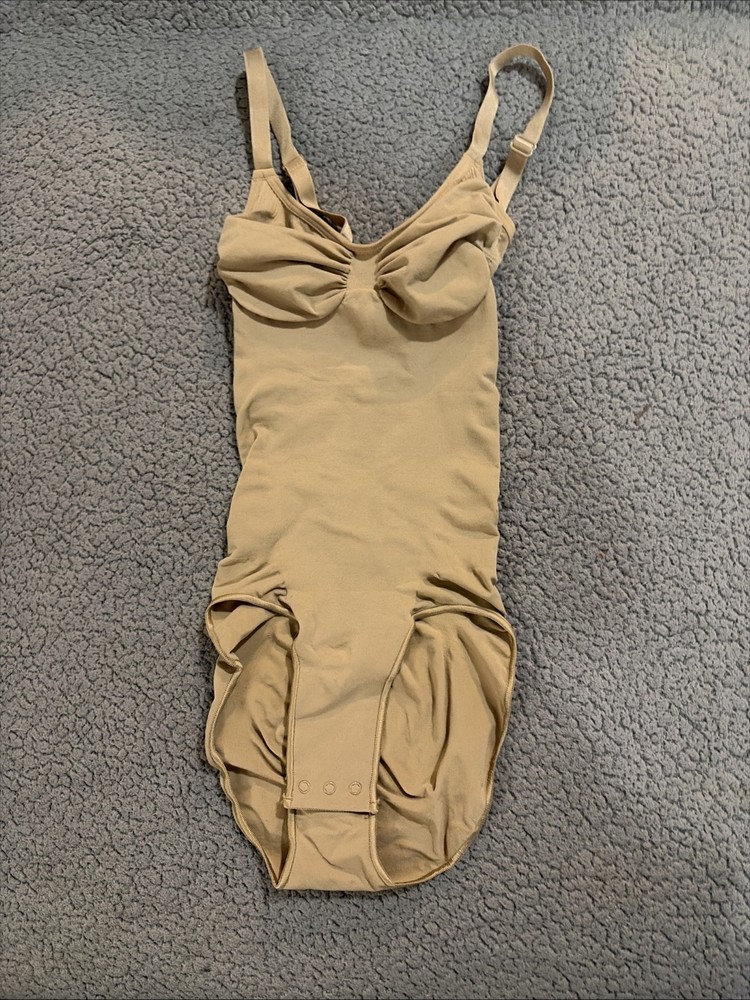 Skims Seamless Sculpt Bodysuit Brief Size XS Beige