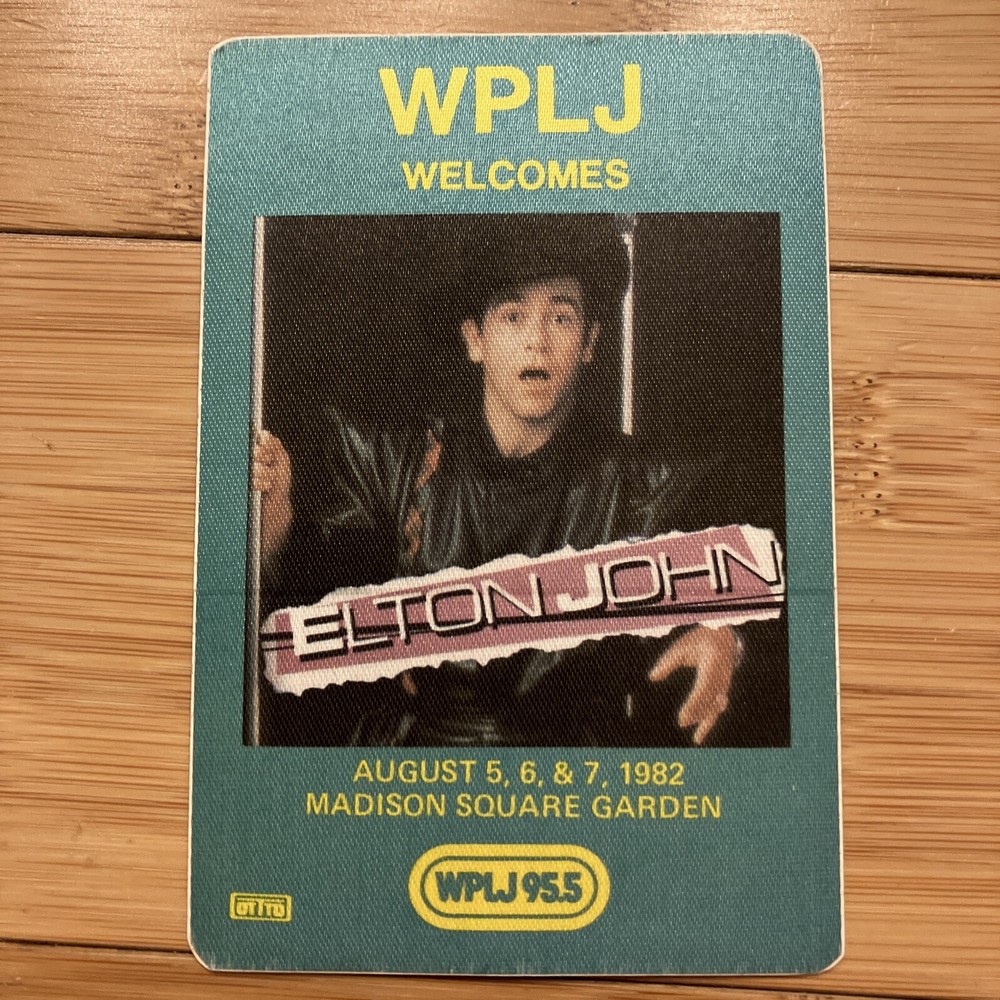 Elton John Vintage Cloth Backstage Pass 1982 Vintage Unused
