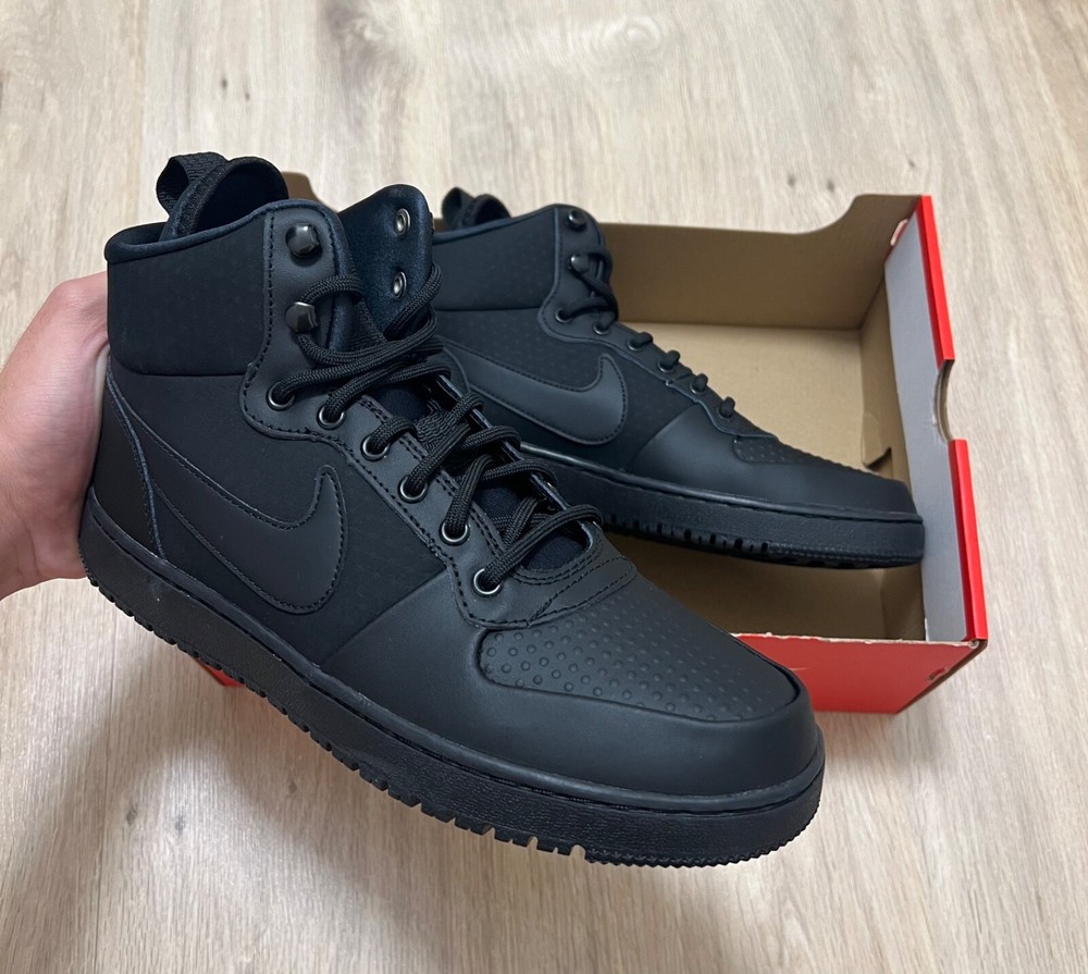 NIKE COURT BOROUGH MID WINTER 8.5/CM - 26.5