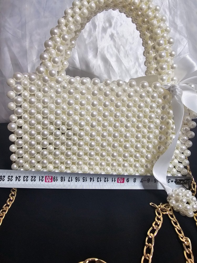 A handmade beaded bag suitable for all occasions