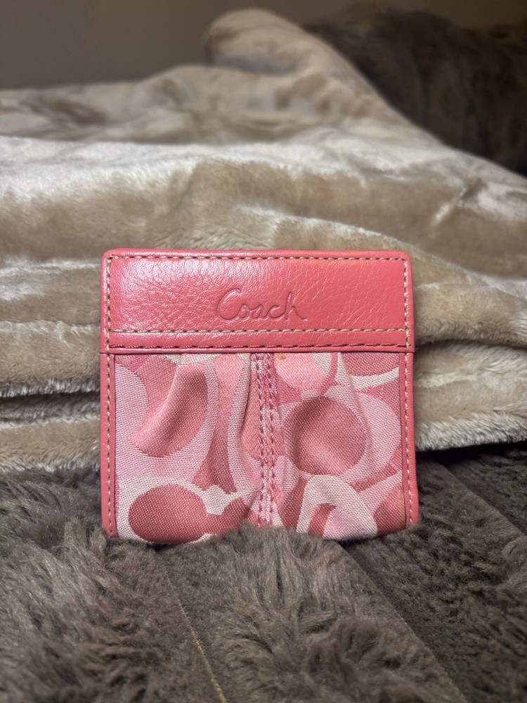 Y2K Rare Vintage Coach Soho Pink Optic Wallet Signature Canvas