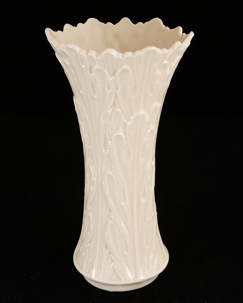 Vintage Lenox Bone China Vase Woodland Acanthus Pattern Leaf Ivory  Made In USA